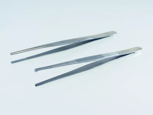 LLG csipesz 145 mm, tompa/egyenes, általános használatra, fogazott, rozsdamentes acél