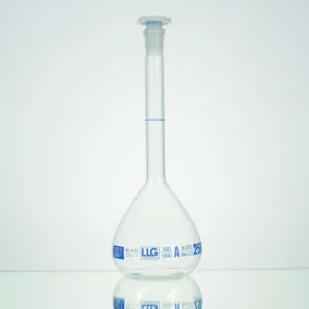   LLG mérőlombik 100 ml, boroszilikát 3,3, átlátszó, A osztály, NS 12/21, PE dugóval, kék skála, gyártási tanúsítvánnyal, 2 db-os csomag