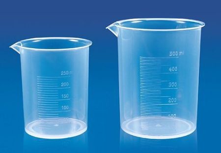 Griffin cups 50 ml, PP highly transparent, raised scale pack of 12