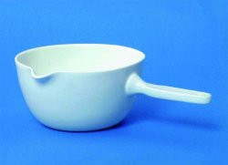 LLG-Casserole 22 ml, 209/1, porcelain 45x26 mm, glazed, DIN12907 w. porcelain stem