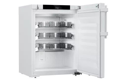 HMTvh 1501-H63 gyógyszerészeti hűtőszekrény 134/78 Liter