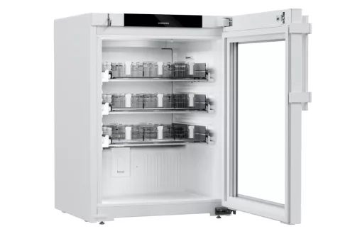 HMTvh 1511-H63 gyógyszerészeti hűtőszekrény 137/78 Liter