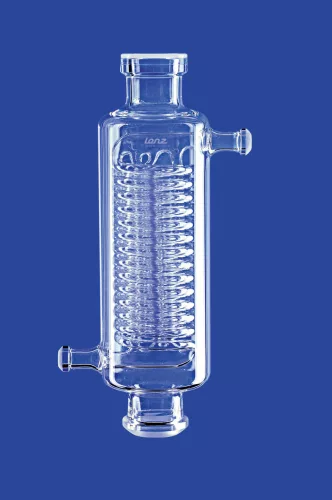 Nagy hatékonyságú kondenzátor 4 Spirál, golyóval és KF50 foglalattal, hűtőfelület 2,350 cm3, köpeny hossza 300 mm, vízcsatlakozó .