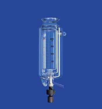 Reaktor, hengeres, term. és köpeny, elszívó szelep, DN100, 2.000 ml, külső/belső átmérő 160/99 mm, magasság kb. 490 mm, 2