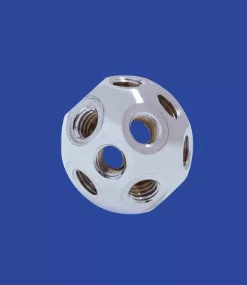 Golyócsomó, 18 csap furattal M 12, csatlakozási szög: 45° - 180°, acél, krómozott